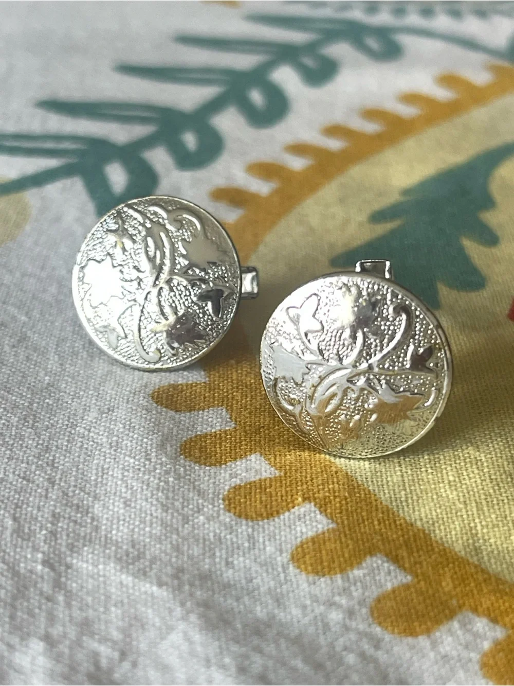 Silver Floral Round Cufflinks